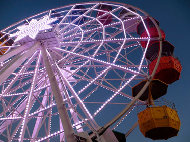 Barcelonan Tibitabo
                huvipuiston maailmanpyörä